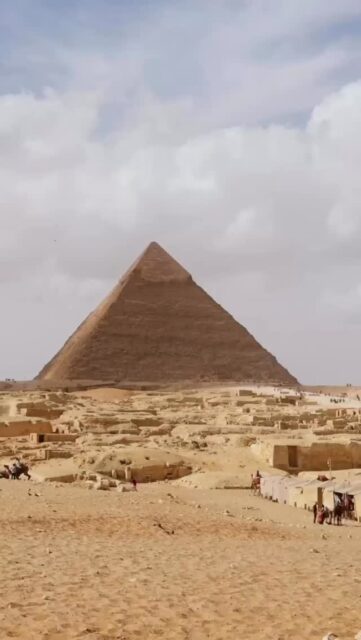 🌍 ¡Llegamos a la parte 21 de nuestra serie Estampillas por países!
Hoy viajamos hasta Egipto, una tierra donde la historia se escribió en piedra… y también en papel postal 📜📮
Desde estampillas con las pirámides de Giza y los faraones, hasta emisiones que celebran el Canal de Suez y el Museo Egipcio, cada sello es una puerta al pasado de una de las civilizaciones más fascinantes del mundo.
✨ Cada estampilla egipcia guarda siglos de arte, religión y misterio… ¿cuál te gustaría tener en tu colección?
#SrEstampilla #Filatelia #EstampillasPorPaíses #Egipto #HistoriaPostal #CorreoDelMundo #Coleccionismo #FilateliaMundial