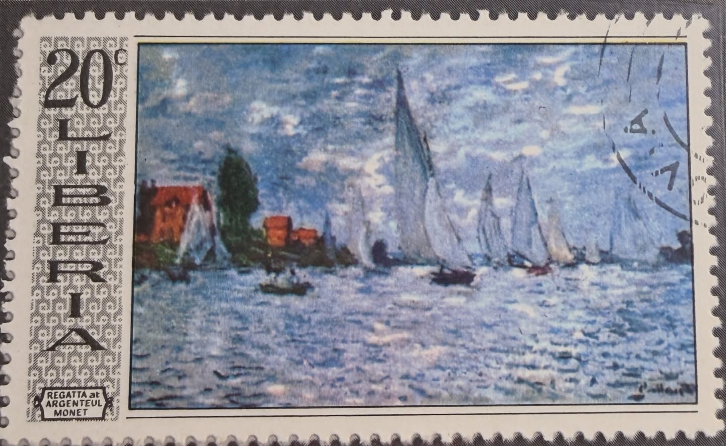 🎨 Impresionismo sobre el agua

Esta estampilla de 20 céntimos de Francia reproduce la obra “Régate à Argenteuil” de Claude Monet, una de las escenas más emblemáticas del impresionismo.

Velas blancas, reflejos vibrantes y pinceladas sueltas capturan la luz y el movimiento del Sena, mostrando la esencia de una época que transformó la historia del arte.

Una pieza ideal para coleccionistas de arte, pintura e impresionismo. 🌊⛵

#Filatelia #Francia #Monet #Impresionismo #ArteEnEstampillas